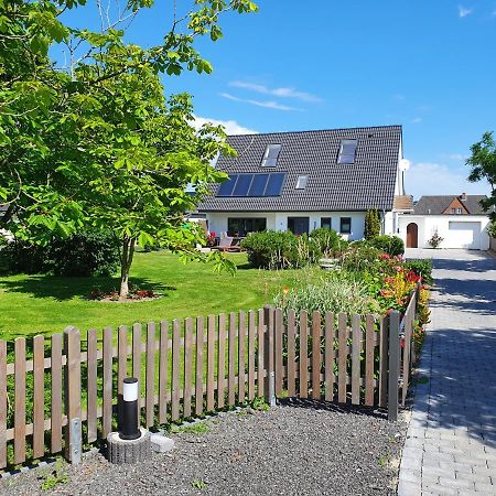 Ferienhaus Meerblick Pellworm Exterior photo