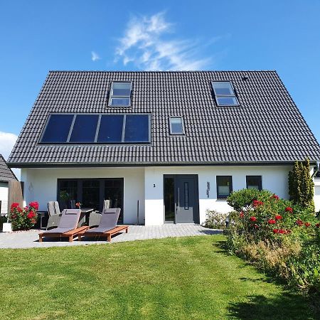 Ferienhaus Meerblick Pellworm Exterior photo