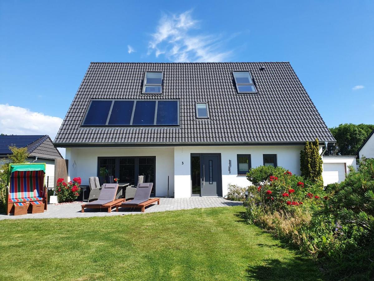 Ferienhaus Meerblick Pellworm Exterior photo